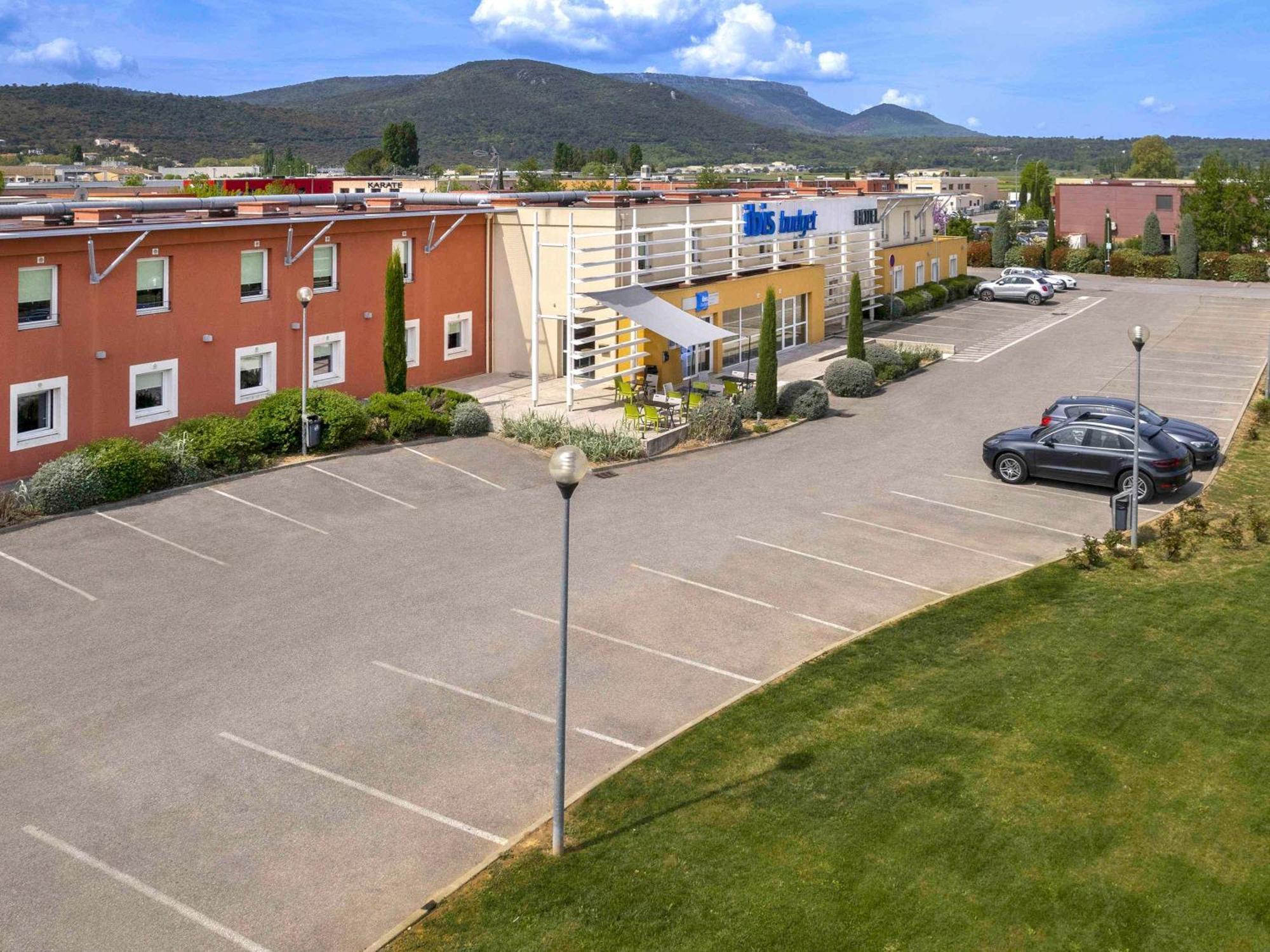 Ibis Budget Saint-Maximin Zewnętrze zdjęcie